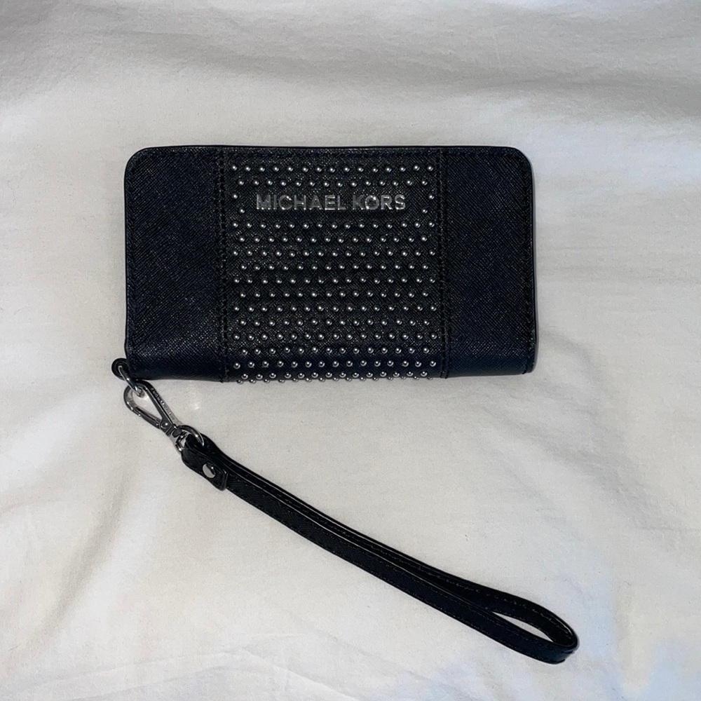 micheal kors hand wallet